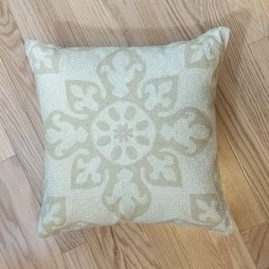 Pottery Barn Embroidered Crewel Pillow Sham 20 x 20